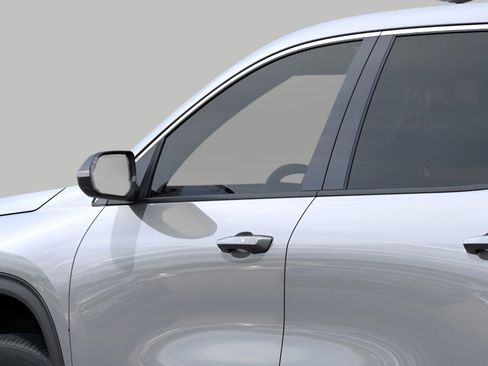 New 2026 Chevrolet Traverse LT w/ Enhanced Driving Package AWD/4WD image 12