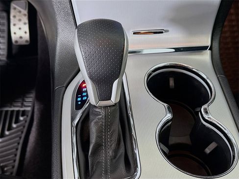 Used 2018 Jeep Grand Cherokee SRT w/ Trailer Tow Group IV image 16