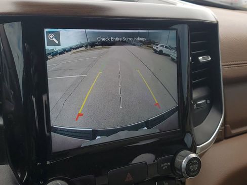 Used 2021 RAM 1500 Laramie AWD/4WD image 28