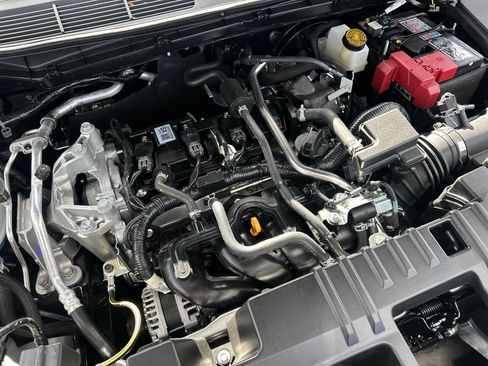 New 2026 Nissan Kicks SV w/ SV Premium Package image 31