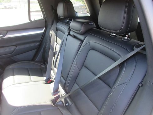 New 2027 GMC Terrain Elevation w/ Elevation Premium Package FWD image 12