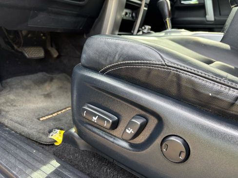 Used 2018 Toyota 4Runner Limited image 14