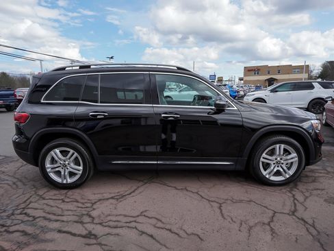Used 2023 Mercedes-Benz GLB 250 4MATIC w/ Premium Package image 56
