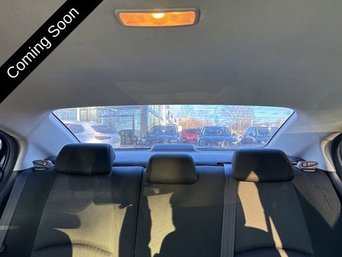 Used 2015 MAZDA MAZDA3 i Sport image 16