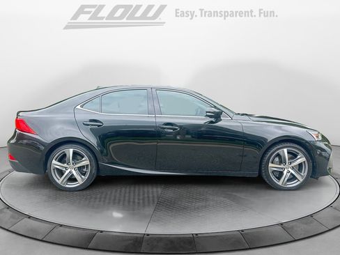Used 2019 Lexus IS 300 w/ Navigation Package RWD image 10
