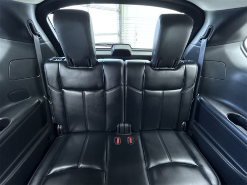 Used 2018 Nissan Pathfinder SL image 35
