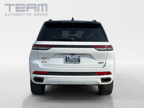 Used 2025 Jeep Grand Cherokee Summit image 6