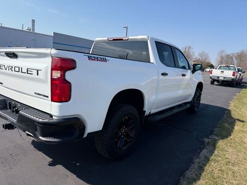 Used 2023 Chevrolet Silverado 1500 Custom Trail Boss AWD/4WD image 5