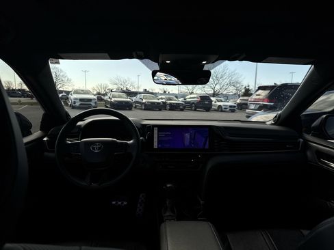 Used 2025 Toyota Camry XSE w/ Premium Package image 21