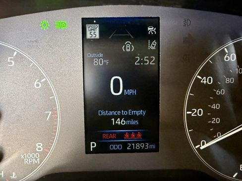 Used 2025 Toyota Corolla LE FWD image 20