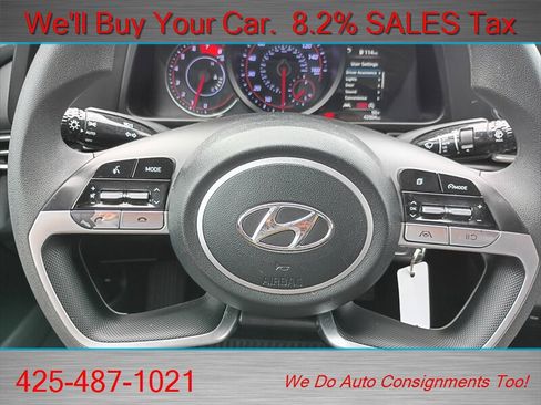 Used 2022 Hyundai Elantra SE FWD image 18