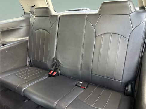 Used 2015 GMC Acadia Denali AWD/4WD image 19