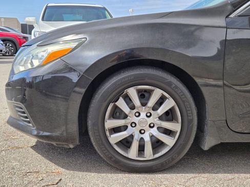 Used 2018 Nissan Altima 2.5 S FWD image 5