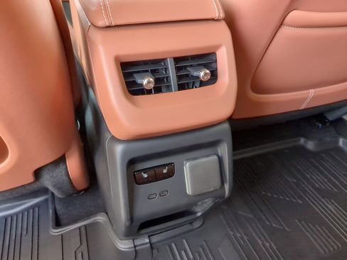 New 2026 Cadillac Optiq Luxury 2 image 16