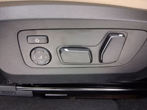 New 2026 BMW X3 xDrive30 w/ Premium Package image 13