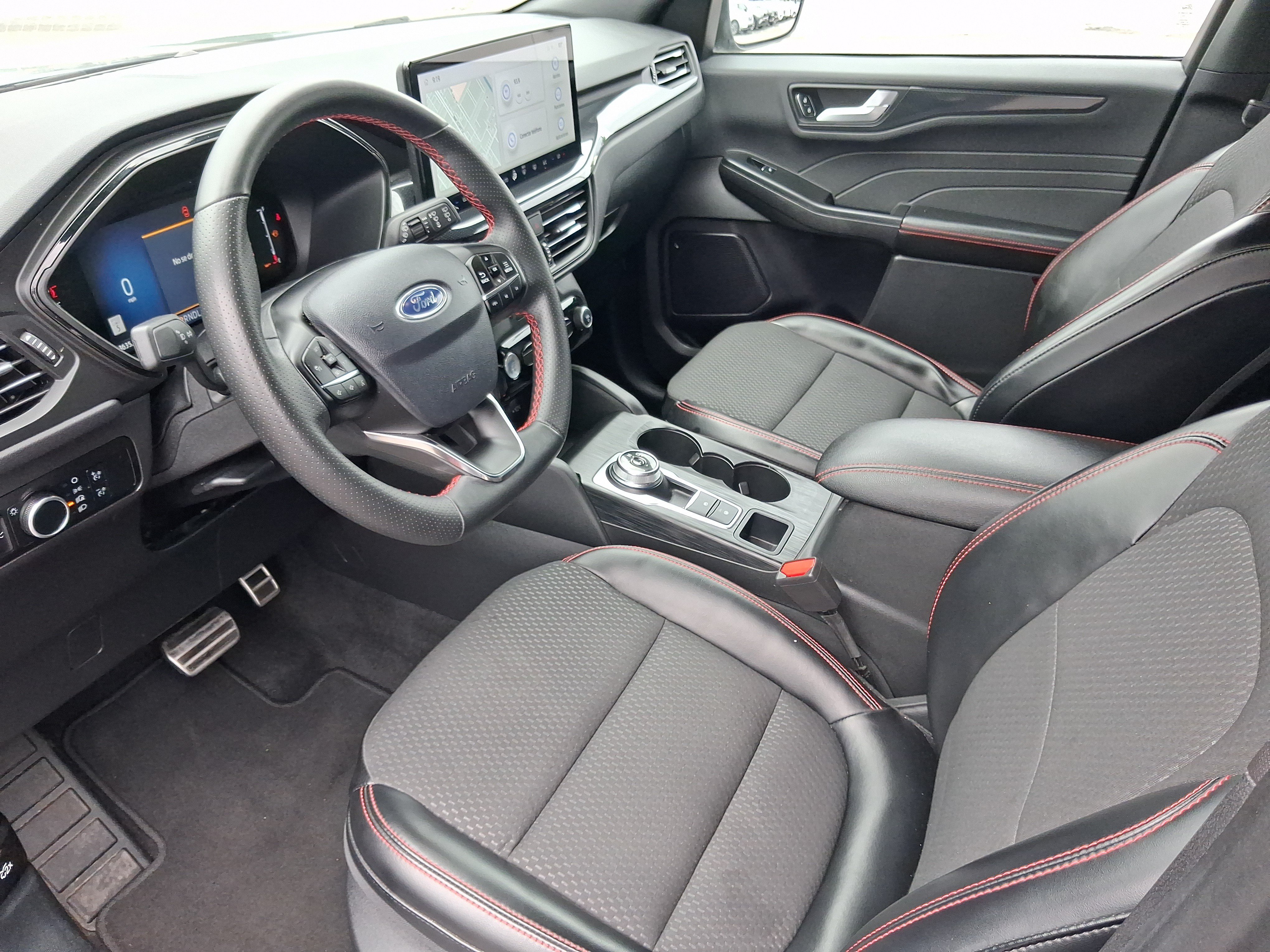 Used 2024 Ford Escape ST-Line w/ Tech Pack #1 FWD image 11