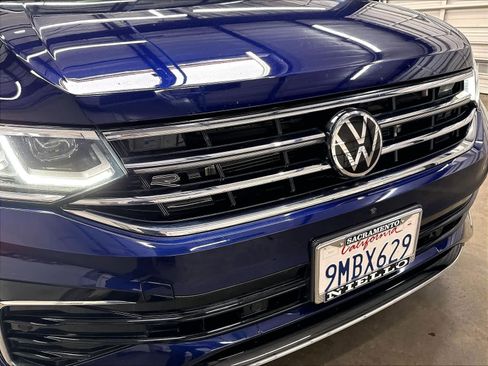 Used 2022 Volkswagen Tiguan SEL R-Line AWD/4WD image 37
