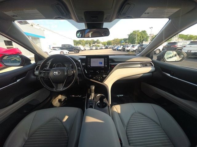 Used 2024 Toyota Camry SE AWD/4WD image 15