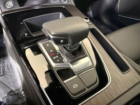 Used 2025 Audi Q5 2.0T Premium Plus w/ Premium Plus Package image 16