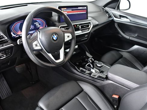 Used 2025 BMW X4 xDrive30i AWD/4WD image 17