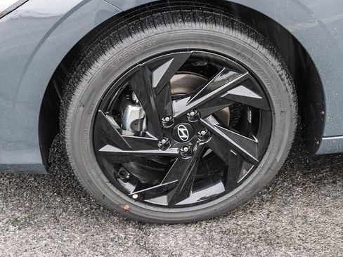 New 2026 Hyundai Elantra SEL Sport FWD image 12