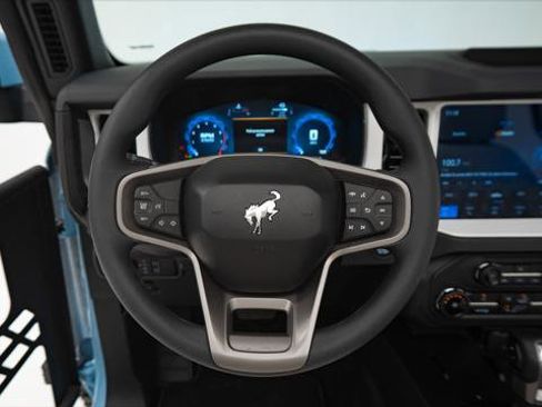 Used 2025 Ford Bronco 4-Door image 44