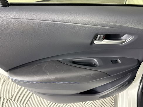 Used 2020 Toyota Corolla SE FWD image 24