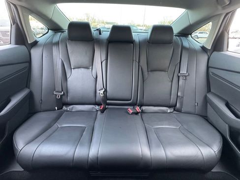 Certified 2023 Honda Accord Touring image 28