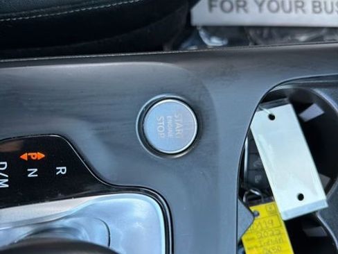 Used 2022 INFINITI QX50 Luxe w/ Appearance Package image 36