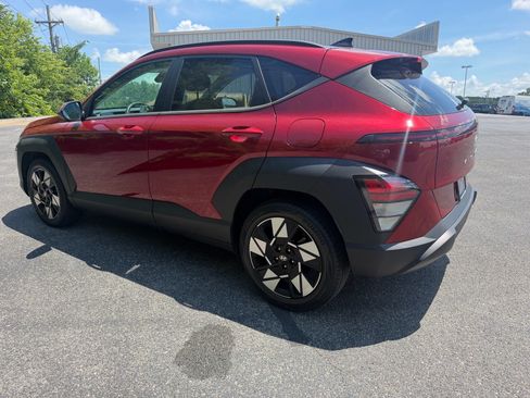 Used 2024 Hyundai Kona SEL FWD image 11