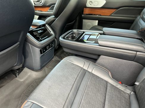 Certified 2023 Lincoln Navigator Black Label image 13