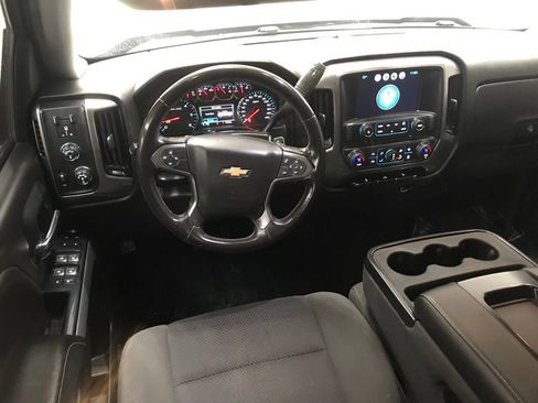 Used 2018 Chevrolet Silverado 1500 LT w/ All Star Edition image 29