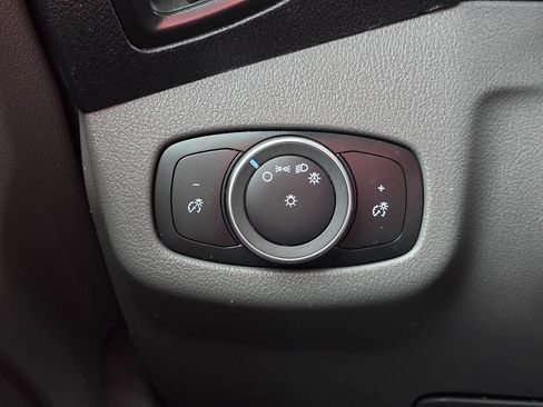 Used 2022 Ford Transit Connect XL image 26