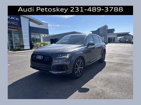 Used 2023 Audi Q7 3.0T Prestige w/ Prestige Package AWD/4WD image 1