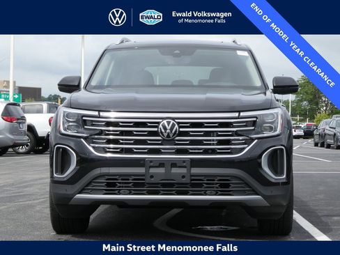 Certified 2025 Volkswagen Atlas SEL image 29