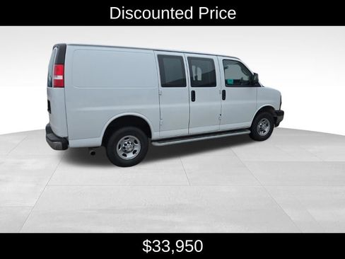Used 2024 Chevrolet Express 2500 w/ Driver Convenience Package image 3
