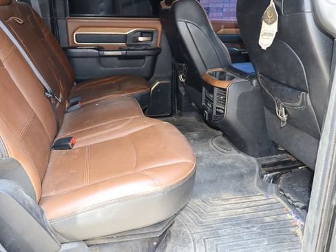 Used 2022 RAM 3500 Limited AWD/4WD image 17