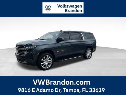 Used 2021 Chevrolet Suburban High Country RWD image 1