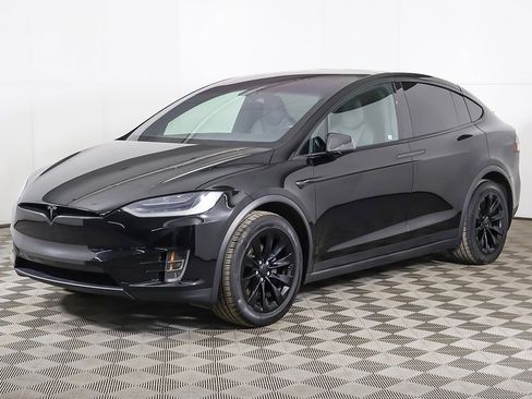 Used 2020 Tesla Model X Long Range image 8