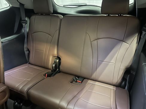 Used 2020 Buick Enclave Avenir w/ Avenir Technology Package AWD/4WD image 24