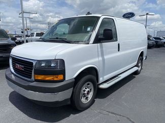 Used 2024 GMC Savana 2500 w/ Driver Convenience Package RWD video 3
