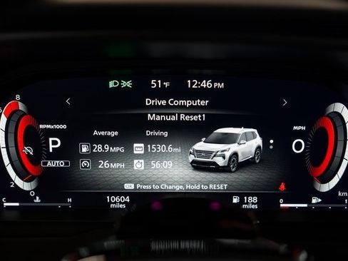 Used 2025 Nissan Rogue SL w/ Tech Package image 17