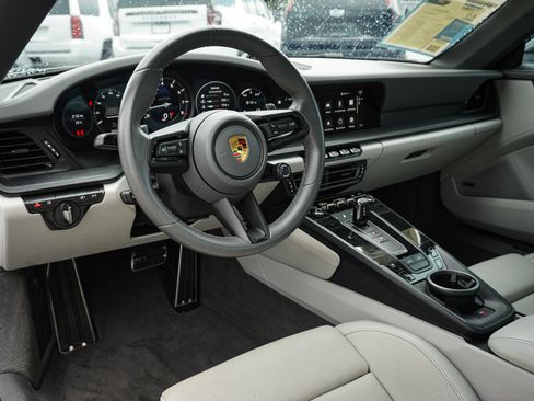 Used 2022 Porsche 911 Targa 4S AWD/4WD image 27
