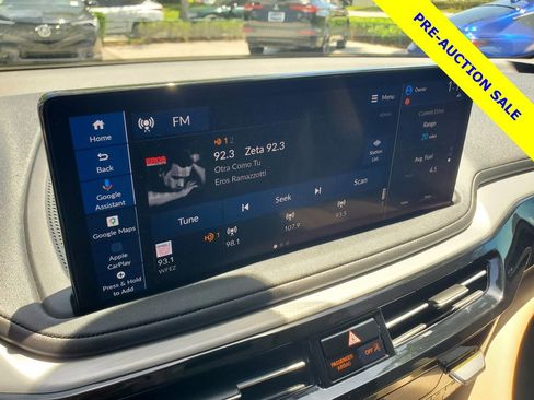 Certified 2025 Acura MDX FWD w/ Technology Package image 32