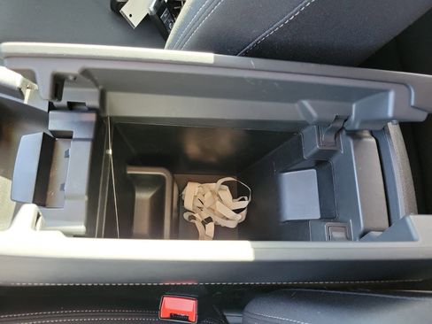 Certified 2024 Nissan Rogue S image 28