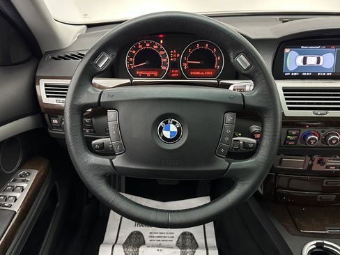 Used 2007 BMW 750i image 21