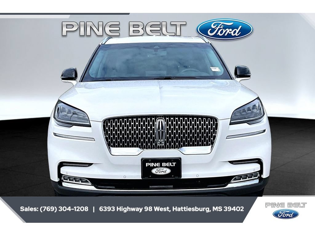 Used 2020 Lincoln Aviator Reserve w/ Elements Package Plus AWD/4WD image 3