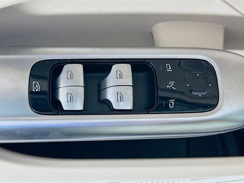 Certified 2023 Mercedes-Benz C 300 Sedan image 17