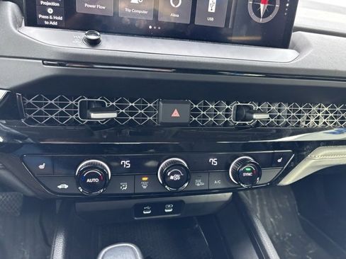 Used 2023 Honda Accord EX-L image 19