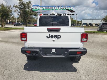 New 2025 Jeep Gladiator Sport
